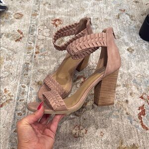 Dolce Vita heels (new)